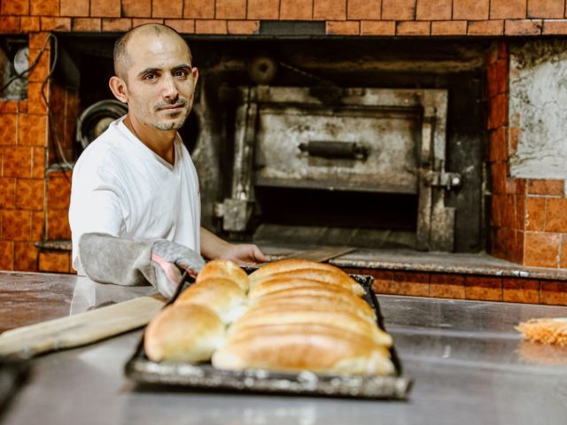 Boulangerie artisanale à Nantes : guide des quartiers et marchés