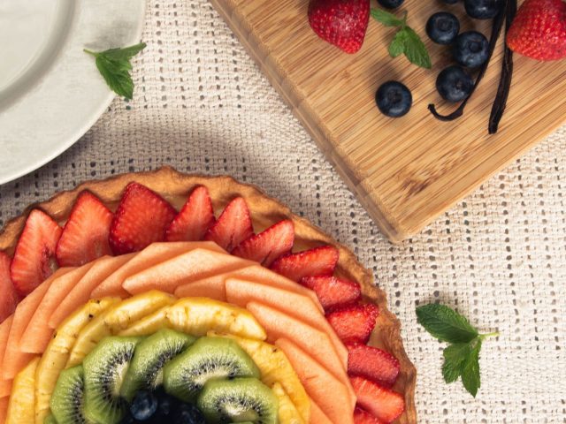 Comment préparer une tarte aux mirabelles pour profiter des fruits de saison ?